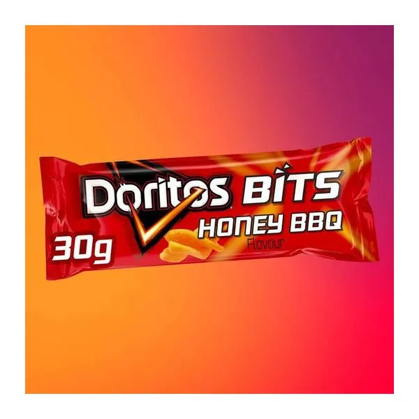 Doritos Bits Twist Honey BBQ mézes barbecue ízű snack 30 g-os zacskója