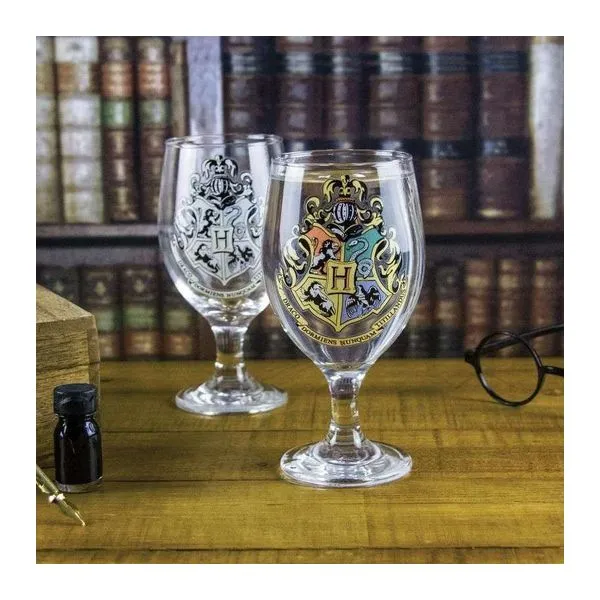 Harry Potter Hogwarts hideg italtól színt váltó üvegpohár