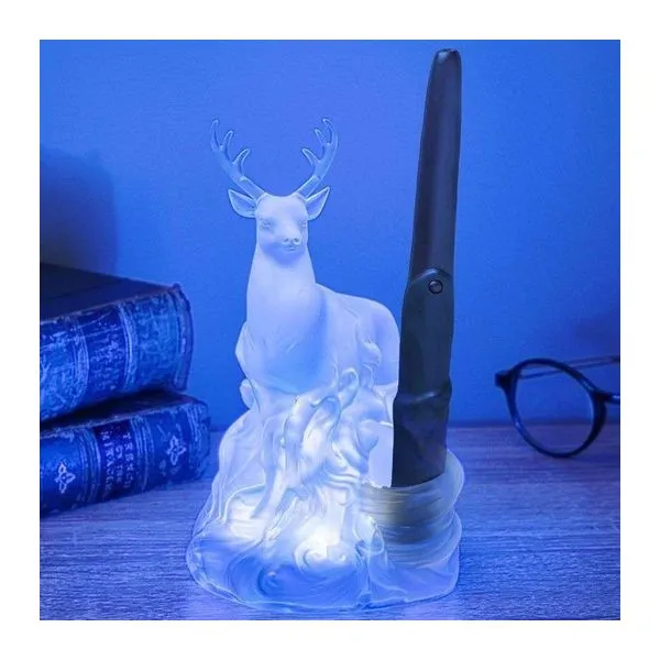 Harry Potter Patronus hangulatvilágítás és varázspálca alakú távirányító